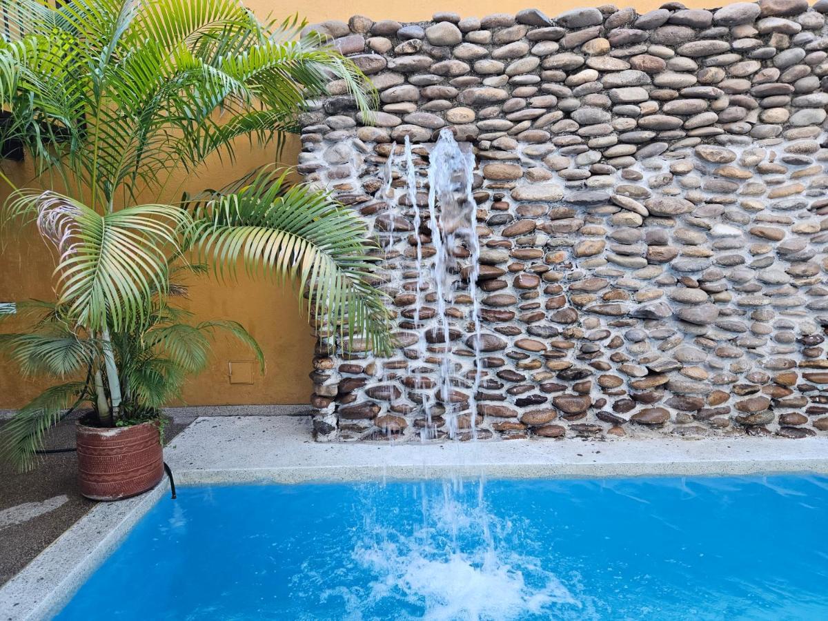 Hotel Victoria Queen Villavieja Εξωτερικό φωτογραφία
