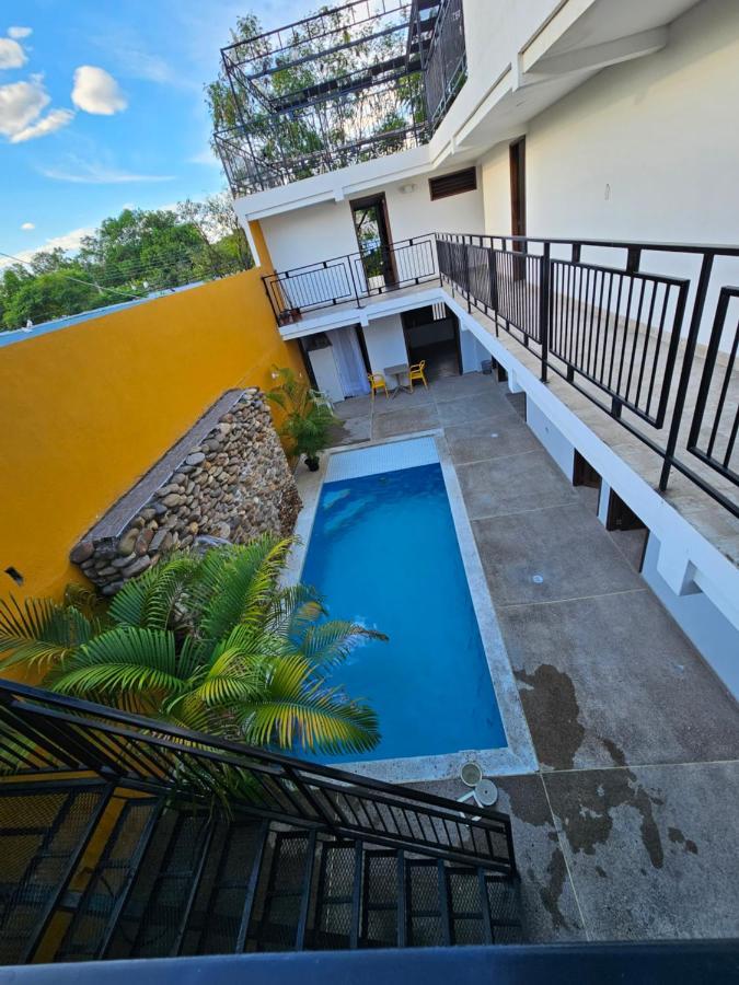 Hotel Victoria Queen Villavieja Εξωτερικό φωτογραφία